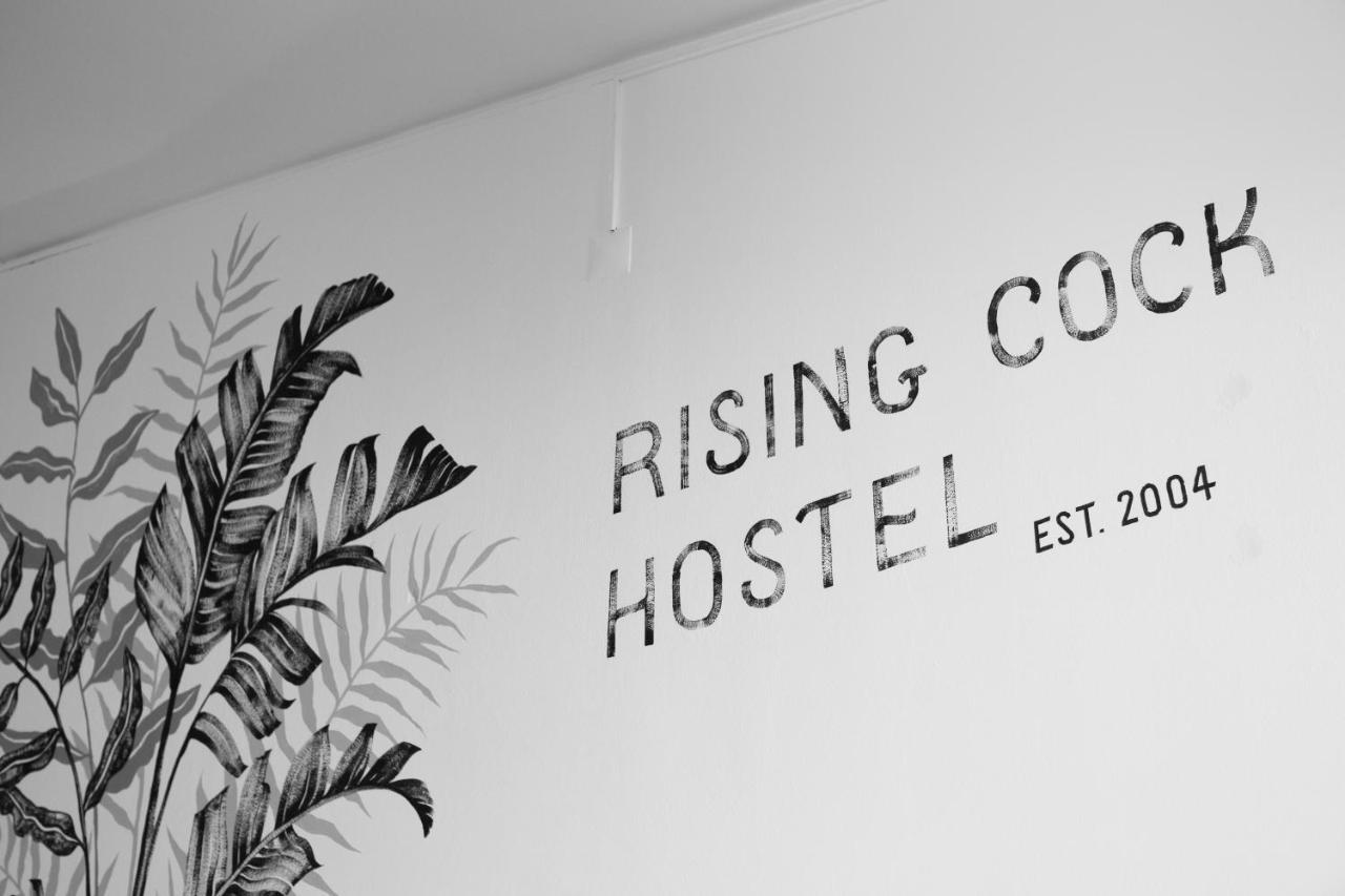 Rising Cock Party Hostel Λάγος Εξωτερικό φωτογραφία